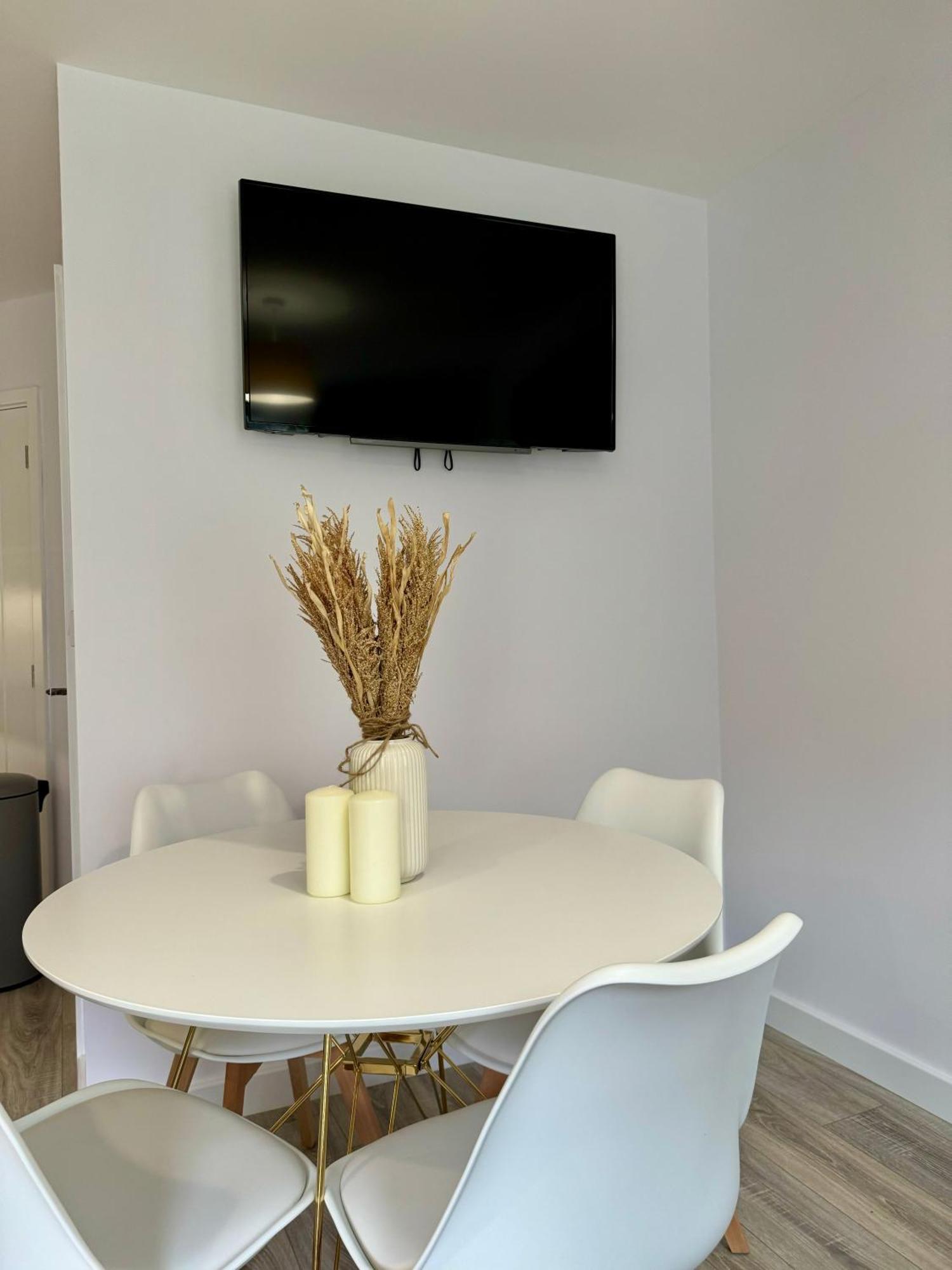 Ferienwohnung Brand New Flat 5 With Free Parking And Fast Wifi York Exterior foto
